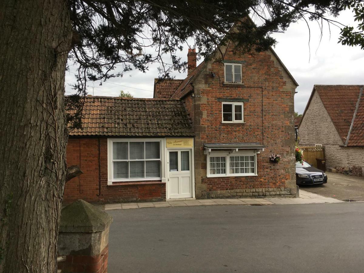 The Annexe In Ditcheat Apartment Exterior photo